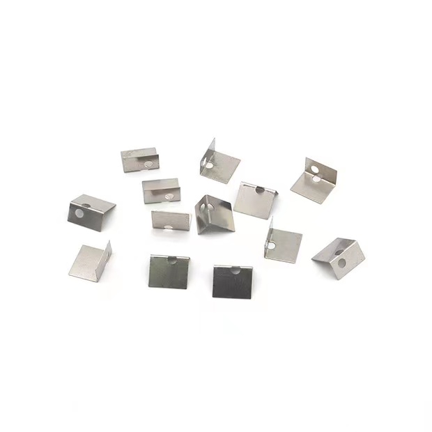 Battery sheet spring